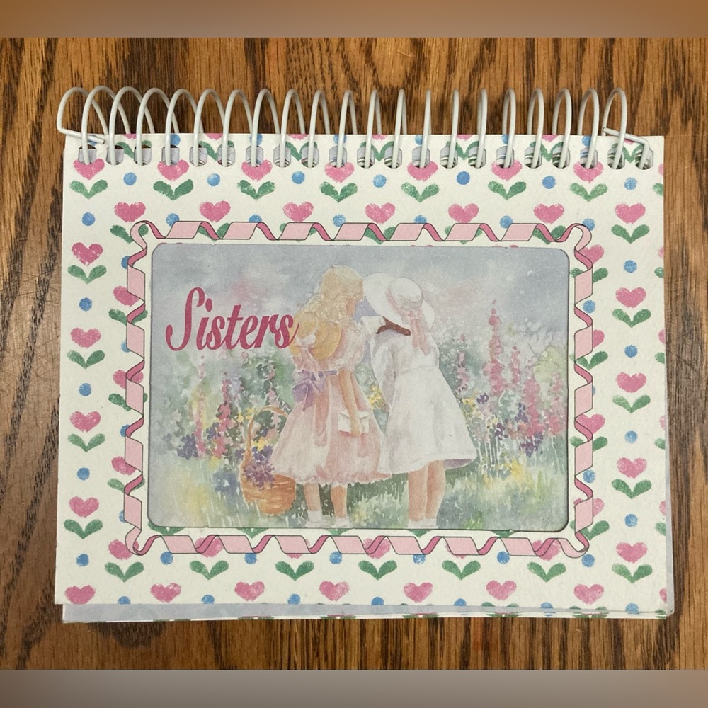 🌷👯‍♀️🗓️👯‍♀️🌷Sisters Spiral Perpetual Calendar - VINTAGE 1994 -Great Condition